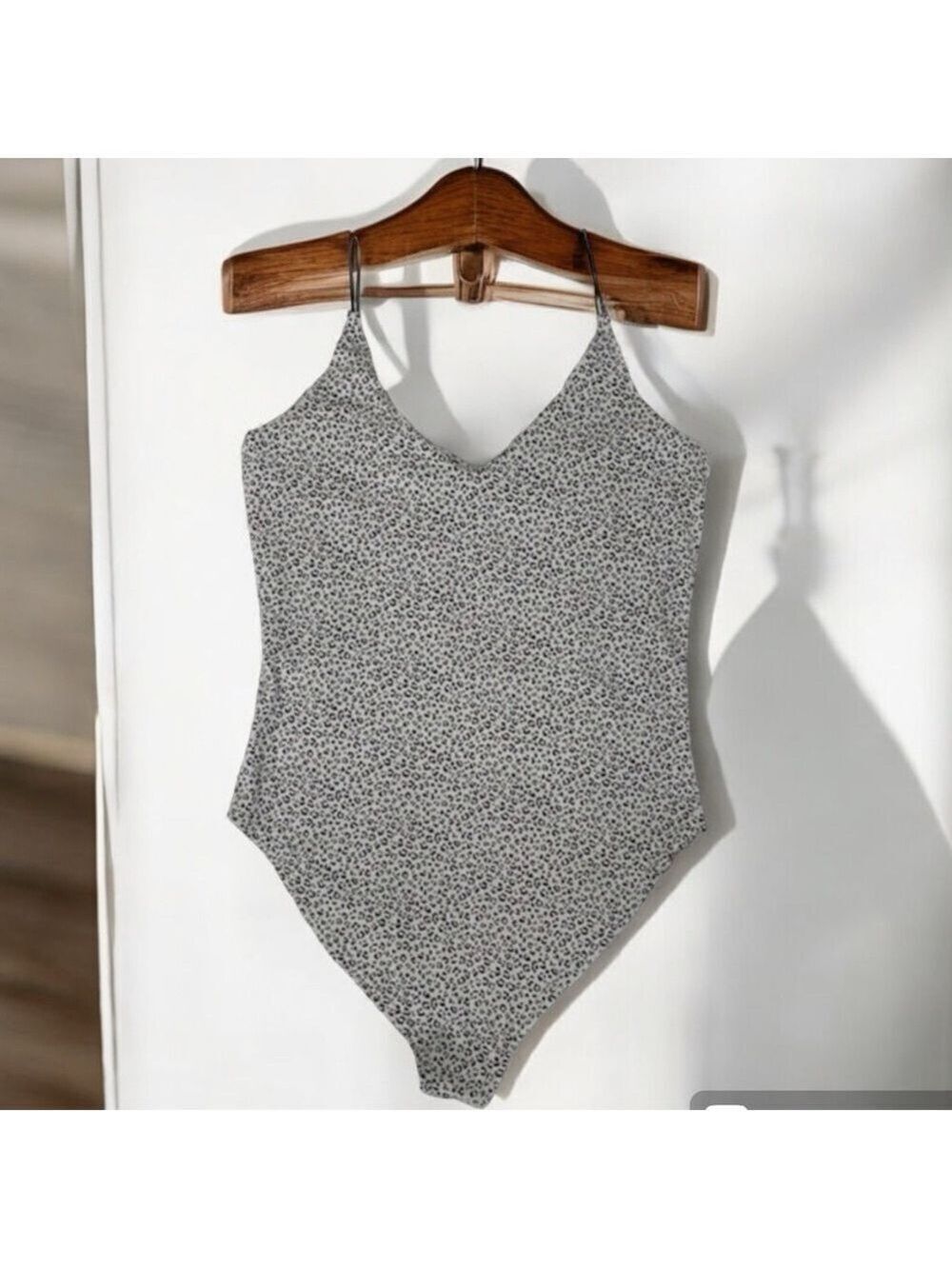 Gaze Gray Black Leopard Print Bodysuit Spaghetti Strap Stretch Fitted Small - Picture 8 of 15